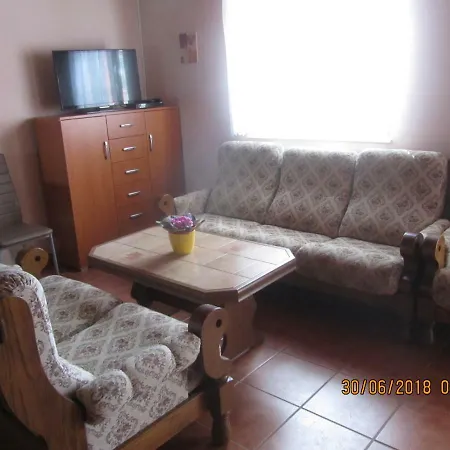 Apartman Evik * 弗林布尔克